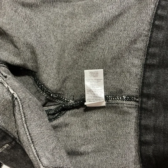 PacSun Women's grey Denim Jacket with White Sherpa Collar - Picture 8 of 9